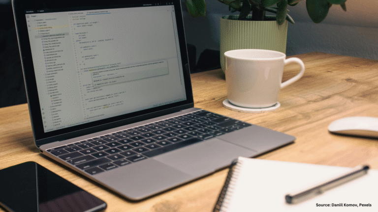 10. Daniil Komov Pexels